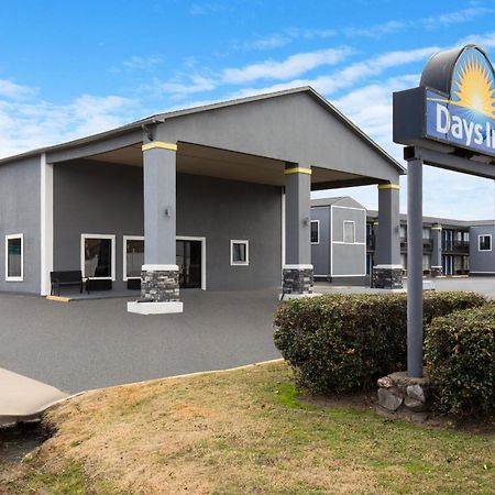 Days Inn By Wyndham Carlisle Exterior foto